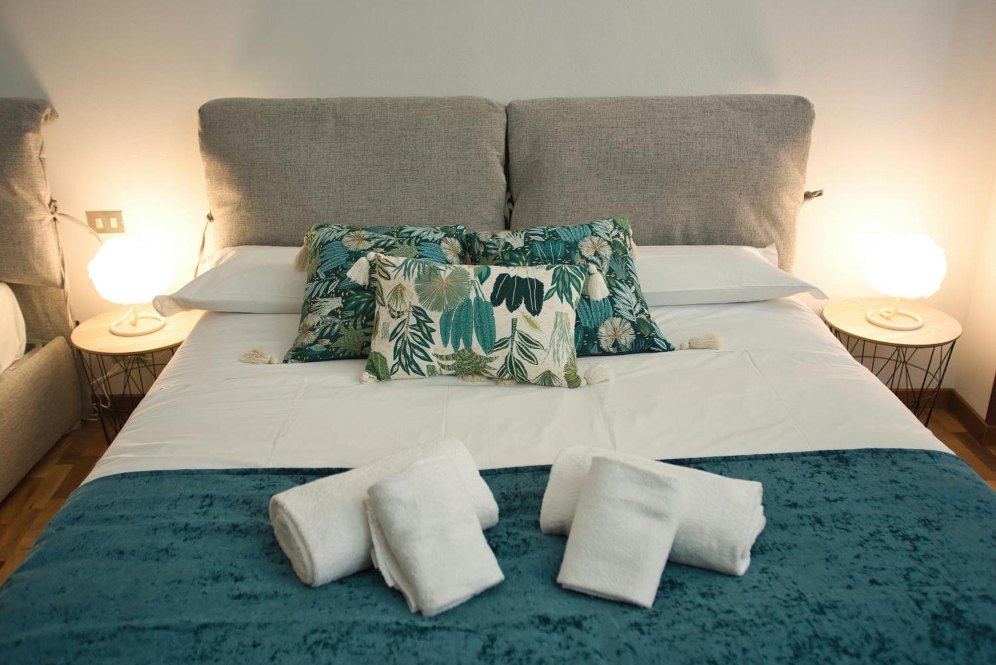 Pied A Terre - La *